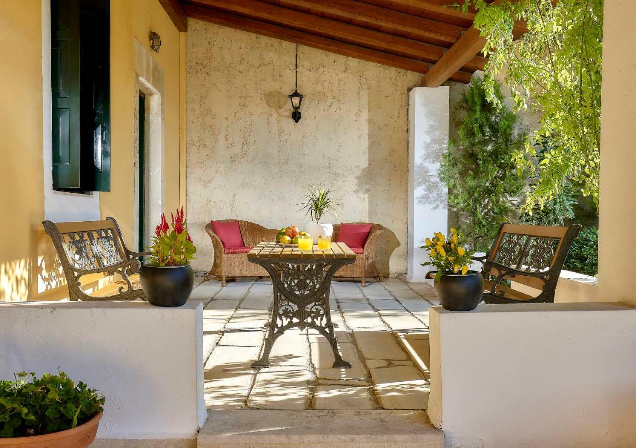 Castello Villa Daphnes - Private Pool & Whirlpool Dhafnes Exterior foto